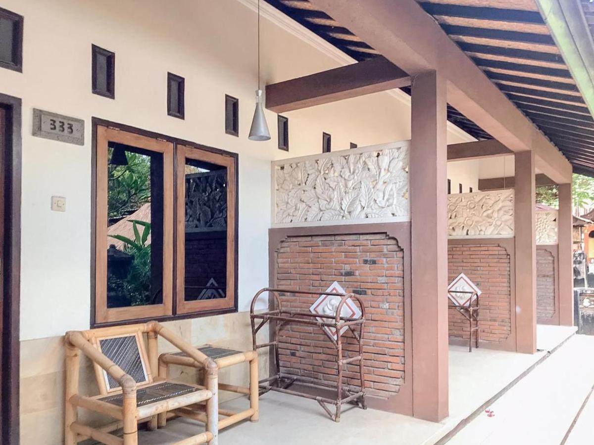 Oka Homestay Mitra Reddoorz Mataram Extérieur photo